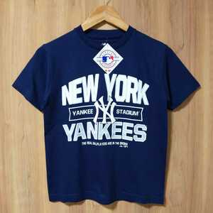 【新品タグ付き】マジェスティック製 ニューヨーク ヤンキース 半袖Tシャツ レディース Sサイズ ネイビー 未使用 自宅保管品