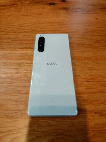 Xperia1ii SOG01 ホワイト SIMロック解除済