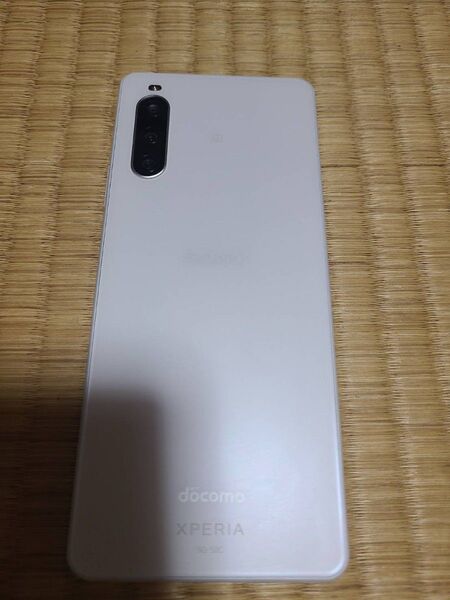 ドコモSony Xperia 10 IV SO-52C ホワイト 本体のみ美品 SIMフリー