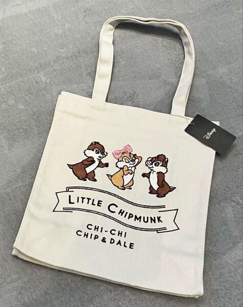 メゾンドフルール チップとデール スクエア刺繍トートバッグ