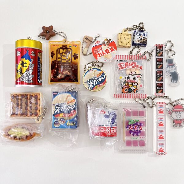 お菓子系・食品系ガチャガチャまとめ売り ミニチュアチャームセット
