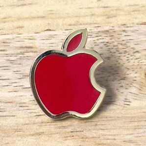 Apple 非売品ピンバッジ レッド US本社 ノベルティグッズ アップル 新品