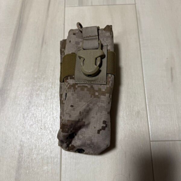 実物 EAGLE MBITRポーチ AOR1 白パル