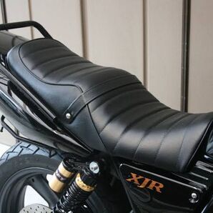 おひとつのみ 限定価格!xjr400 タックロールシート 新品未使用