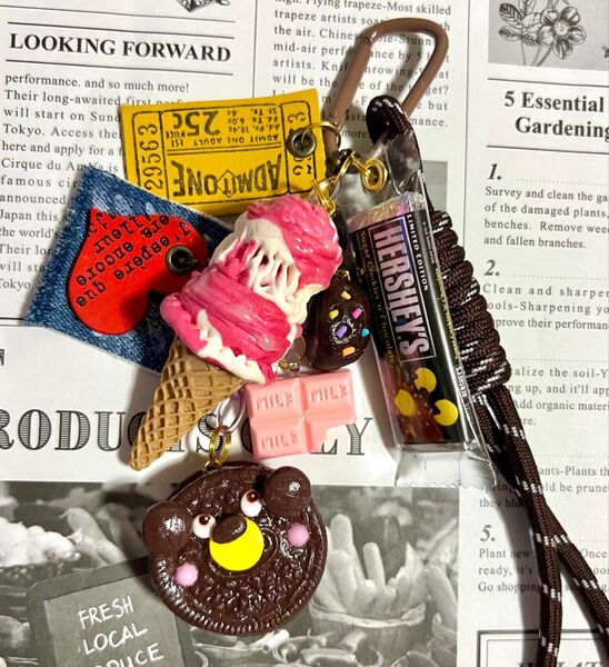 じゃらじゃらキーホルダー ハンドメイド フェイクフード くまちゃん アイス