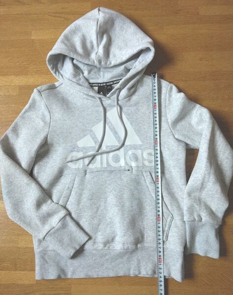 アディダス パーカー グレー系