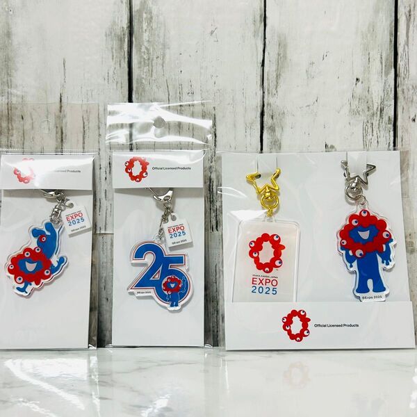 【ミャクミャク】アクリルキーホルダー×4種類
