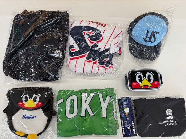 ヤクルトスワローズ CREWキャップ&燕パワーユニフォーム・ジャケット・ブランケット・つば九郎ポシェット等