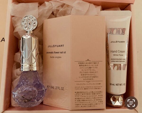 【新品】*ジルスチュアート* ギフトセット ハンドクリーム ネイルオイル