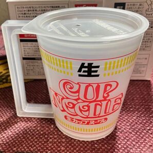 【レア品】日清 生カップヌードル 容器 食べれません!
