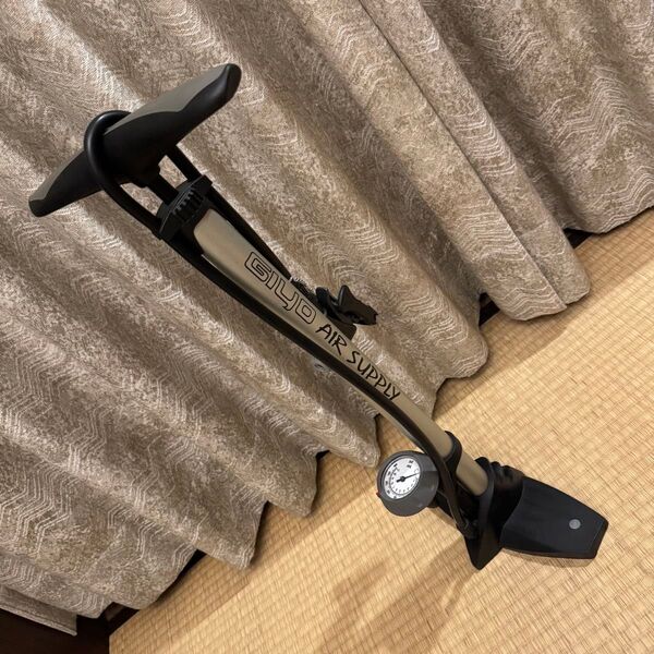 GIYO(ジーヨ) GF-55P クレバーバルブ搭載 ゲージ付きフロアポンプ ブラック 【米/仏/英バルブ対応】 GF-55P