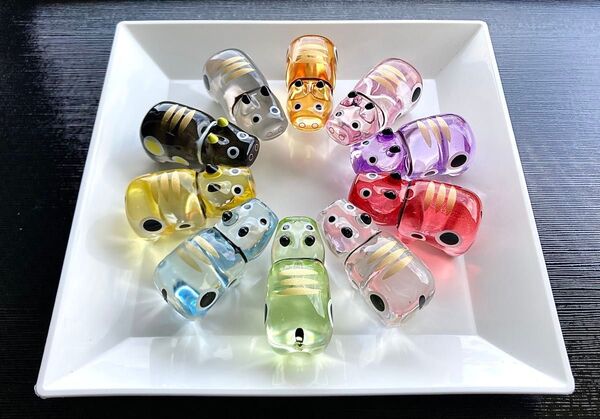 カラフルべこ〜ず 全10種 コンプリート フィギュア べこーず 赤べこ クリア 宝石 アクリル