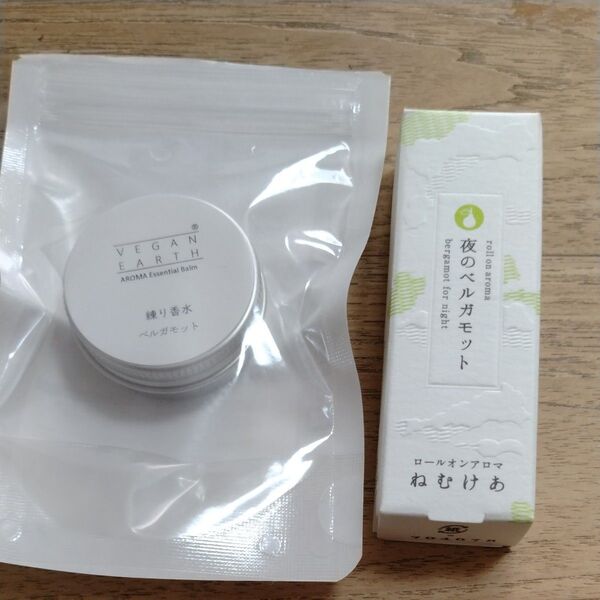 ロールオンアロマ夜のベルガモット市田商店、VEGAN EARTH アロマエッセンシャルバーム練り香水 ベルガモット快眠不眠対策