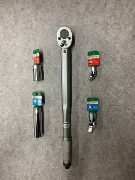 トルクレンチ、ソケット、フレックスジョイントセット