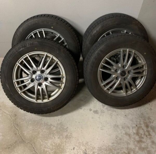 スタッドレスタイヤ 195/65R15 ブリザックvrx2 送料込