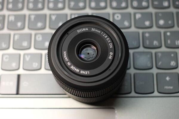 シグマ 30mm F2.8 EX DN ソニーEマウント用