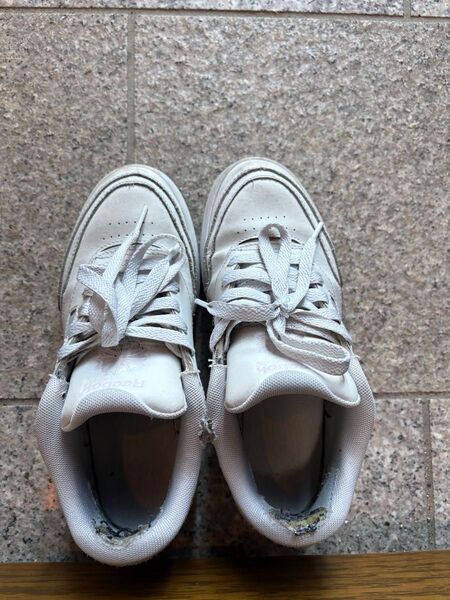 Reebok 靴 スニーカー 日常使い