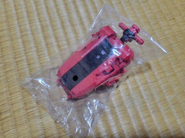 ベイブレードX ストリング式ランチャー(赤)