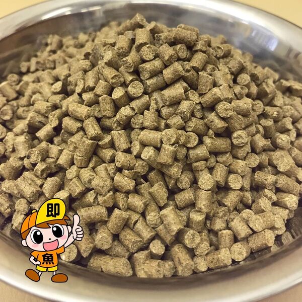 ヌマエビ シュリンプ ザリガニの餌 4㎜ペレット 500g入り 水を汚しません