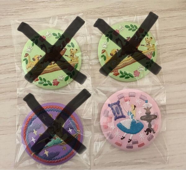 バラ売り ディズニー Disney Characters 刺繍缶バッジ 不思議の国のアリス