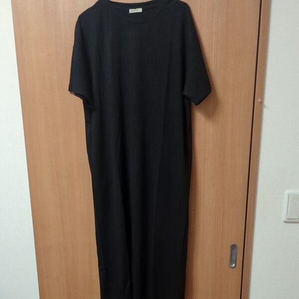 未使用♪ワンピース(レーヨン、ナイロン) 黒