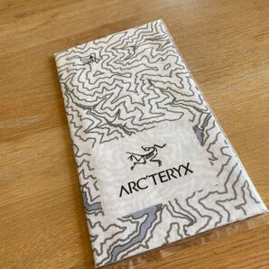 Arc'teryx バンダナ 新品未使用 ホワイト系 てぬぐい 新品未使用 未開封 非売品