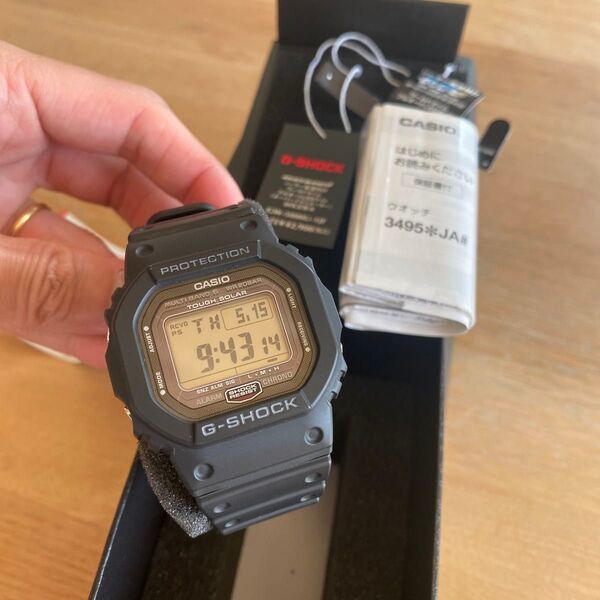 CASIO G-SHOCK 3495*JA ブラック 腕時計 箱、タグ付き GW-5000U-1JF