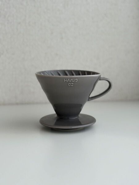 HARIO 陶器のドリッパー グレー