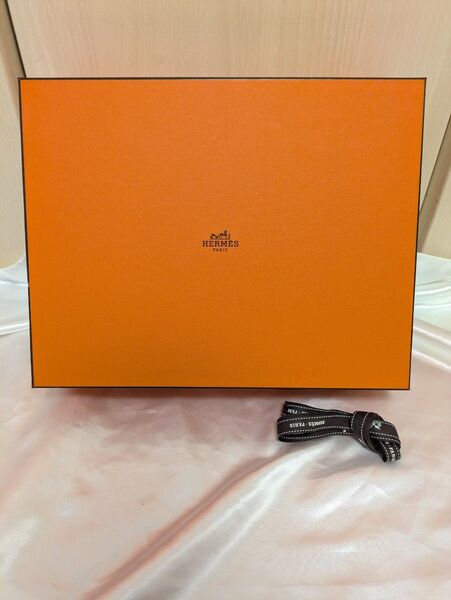 エルメス HERMES 空箱 006□ 保存箱 空き箱 化粧箱 オレンジボックス 箱のみ