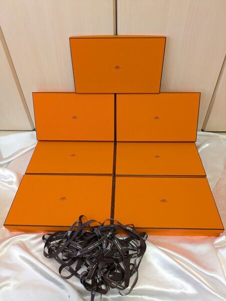 2025年購入! エルメス HERMES 空箱 84 まとめ売り 空き箱 保存箱 化粧箱 リボン 格安 美品