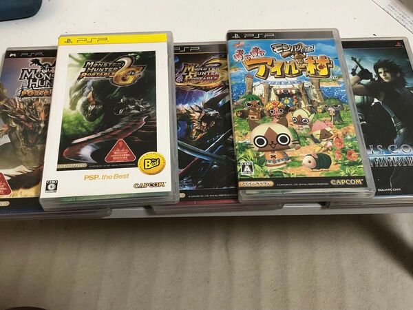 PSP ソフト5本セット (モンハン、クライシスコアなど)