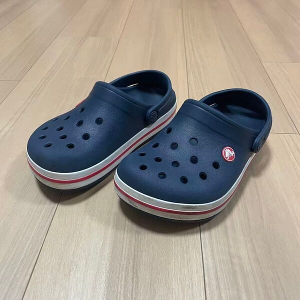 Crocsキッズサンダル ネイビー21CM