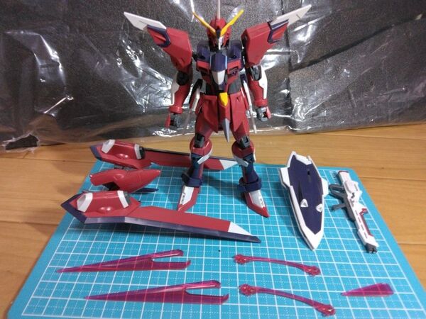 ガンプラ HGCE 1/144 イモータル ジャスティス ガンダム