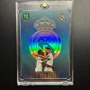 希少サッカーカード レアルマドリード ヴィニシウスジュニオール Jr. ベンゼマ PANINI