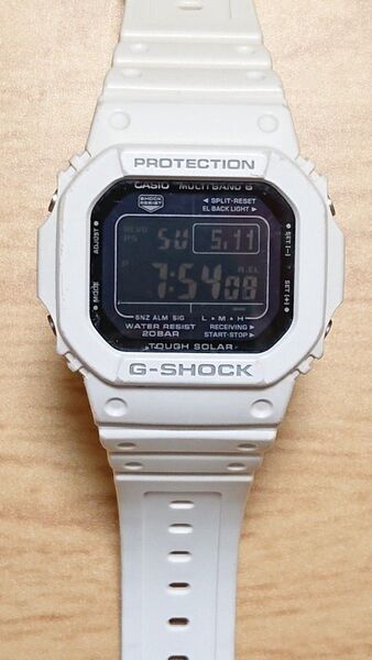 カシオ G-SHOCK GW-M5610MD ホワイト