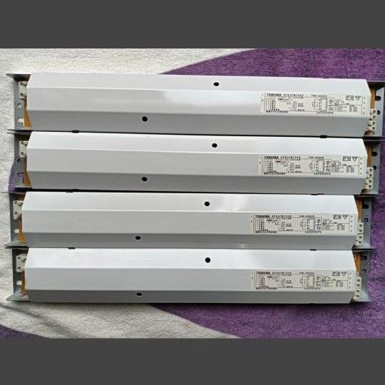4個 東芝蛍光灯電子安定器 FMB-326205 東芝ライテック