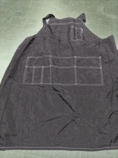 黒エプロン 作業用 ポケット付き