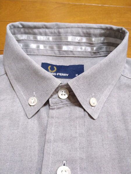 フレッドペリー FRED PERRY 長袖ボタンダウンシャツ グレー M