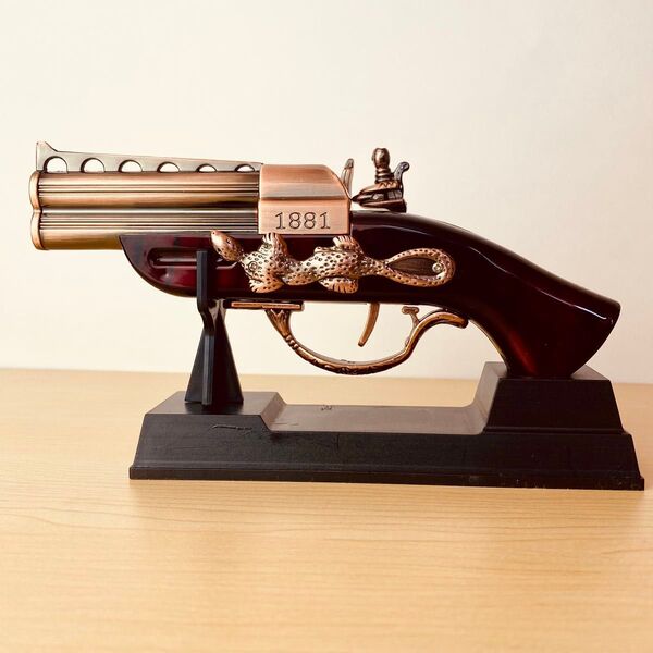 古式銃 喫煙具ヴィンテージ火縄銃型ガスライターピストル型ガスライターターボライタースタンド付 1881