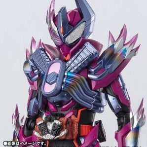 新品輸送箱未開封 S.H.Figuarts 仮面ライダーヴァルバラド フィギュアーツ(仮面ライダーガッチャード)