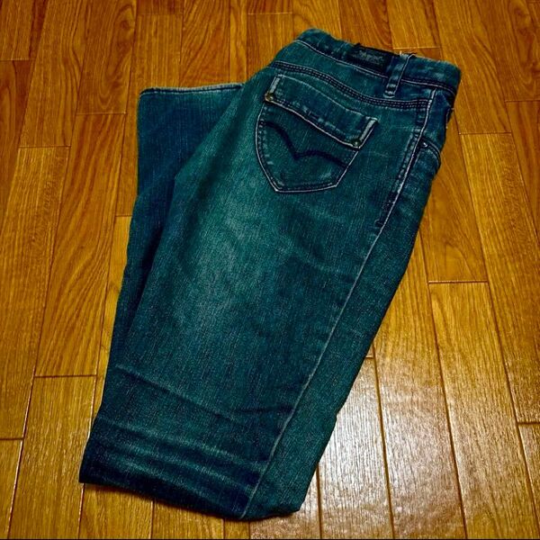ジーンズ デニムパンツ リーバイス Levi