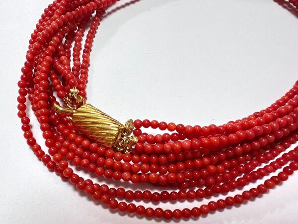 週末限定値下げ 天然赤珊瑚ネックレス 6連 サンゴ コーラル jewelry ヴィンテージ 留具SILVER 美品
