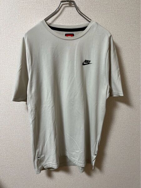 ナイキ NIKE TECH PACK テックパック Tシャツ ライトグレー M