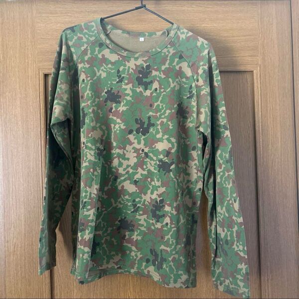 戦人 迷彩柄 長袖 Tシャツ
