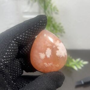 桜瑪瑙 花瑪瑙 天然石 ドロップ型 ルース カービング マクラメ ペンダントトップ