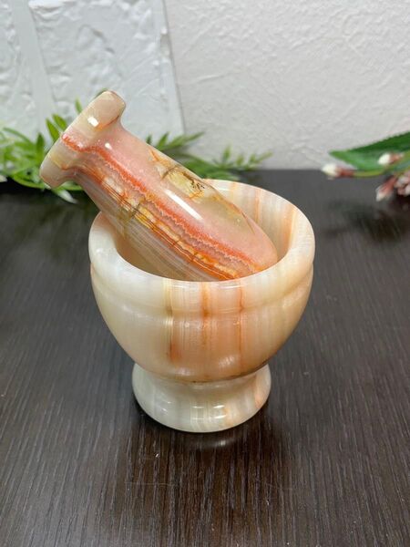 オニキスのスパイスミル すり鉢 天然石 縞模様 オレンジ