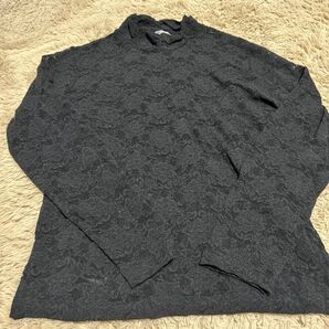 TWO ONE 黒 レース模様 長袖トップス