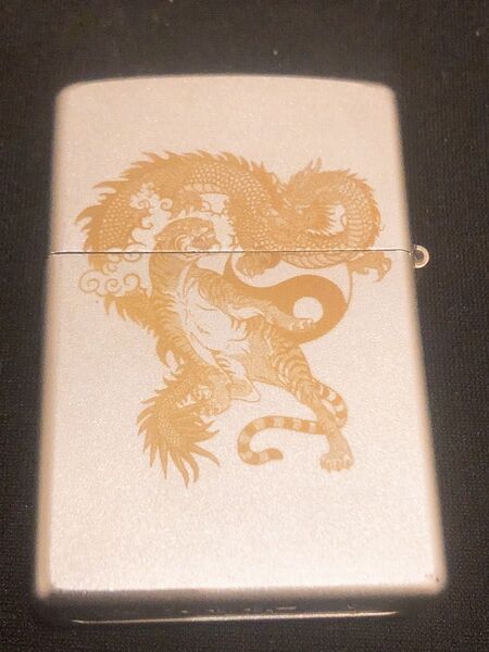 ZIPPO ジッポー ライター Made in USA カッコイイ 刻印付き