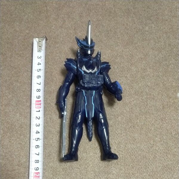 仮面ライダーセイバー 仮面ライダーブレイズ キングライオン大戦記 ソフビ フィギュア