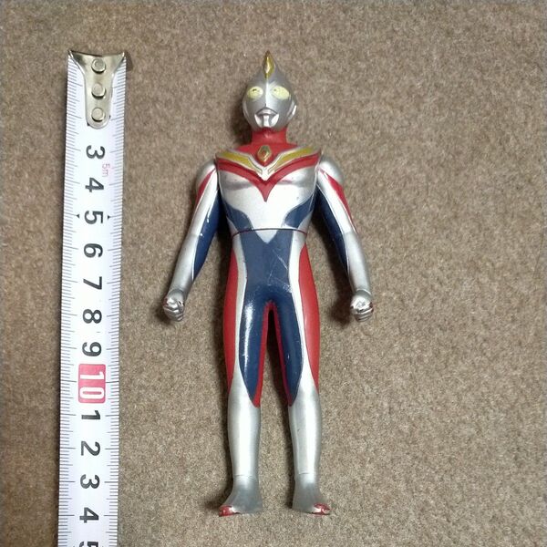 ウルトラマンダイナ ソフビ フィギュア
